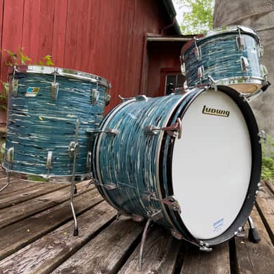 Ludwig 1970 - Blue Oyster “Bowling Ball” Pearl image 17