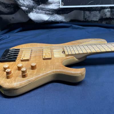 Skjold Wyvern David Dyson Signature Model #3 of 25 5-string Bass image 7