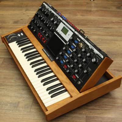 MOOG Minimoog Voyager Performer Edition V3.5 Bb Mw GOLD KNOB [3794] (08/17) image 1