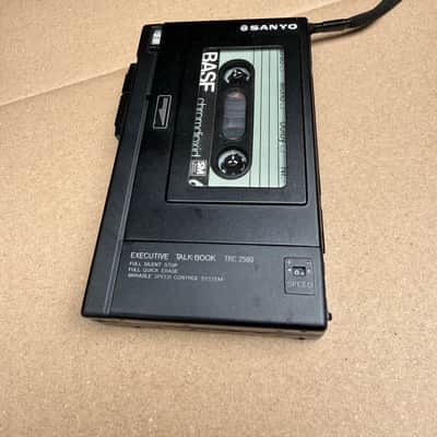 Sanyo W EXECUTIVE TALK-BOOK TRC 2500 cassette walkman vintage made in Japan 80’s image 2