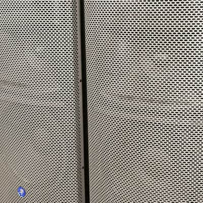 Mackie SA1530z 3-Way 15" Active HD Professional Speaker (PAIR) CG01376 *ASK FOR SHIPPING* image 3