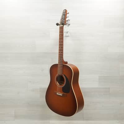 Used Seagull Entourage Rustic Solid Top Acoustic Guitar Sunburst image 7