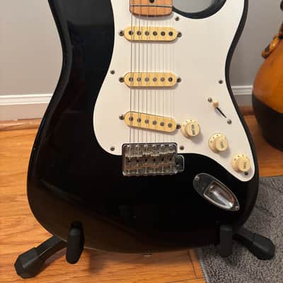 Squier MIJ Standard Stratocaster with Maple Fretboard 1984 - 1988 - Black image 4