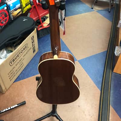 Fender Zuma Classic Concert Ukulele 2018 - 2020 - Burgundy Mist image 3