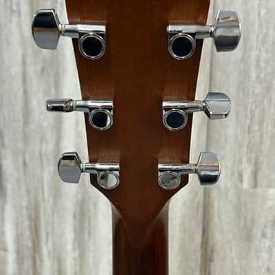 Taylor 210e with ES-T Electronics 2012 - Natural image 8