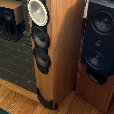 Beautiful Paradigm Monitor 9 v5 Audiophile Loudspeakers Excellent Condition image 8