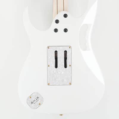 Ibanez Premium JEM7VPWH Steve Via Signature White image 8