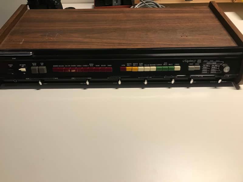 Roland TR-77 | Reverb Canada