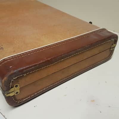 1958 Fender Duo Sonic / Musicmaster Case USA image 5