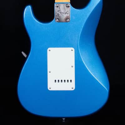 Squier Classic Vibe '60s Stratocaster®, Laurel FB, Lake Placid Blue image 3