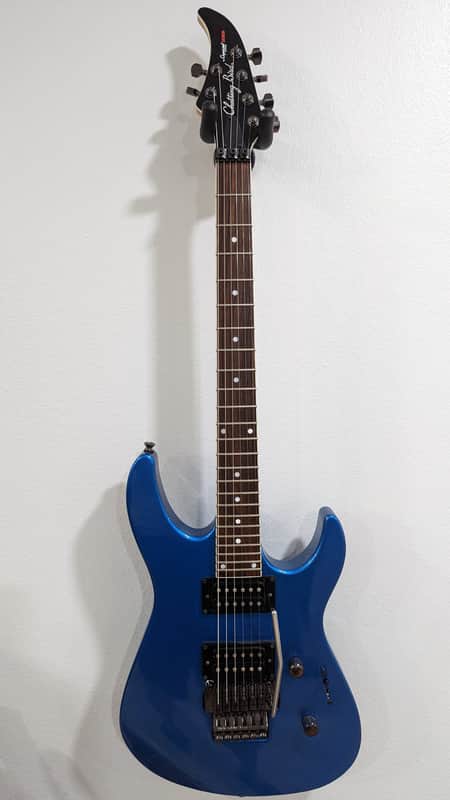 Chatting Bird - Design by Caparison CDE-HH (Dellinger clone