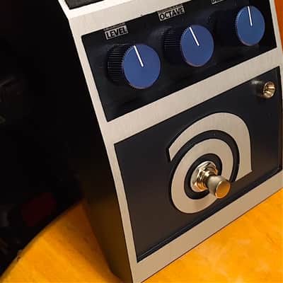 Pete's Pedals Scrambler Octave/Fuzz Clone, NOS Ampeg Enclosure, Stunning Vintage Effect image 1