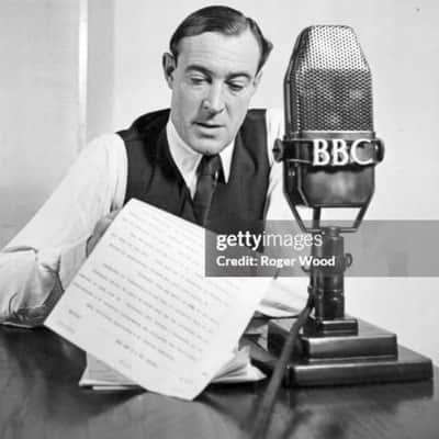 SUPER RARE! 1940's MARCONI Model AXB Ribbon Microphone, BBC w/stand works great image 17