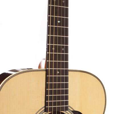 Martin 00-28 Acoustic Guitar Natural 2025 image 7