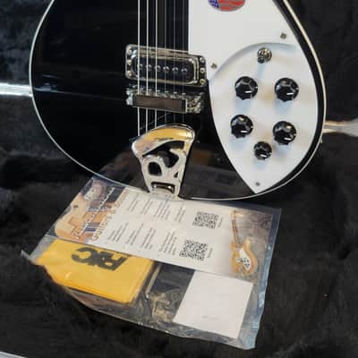 Rickenbacker 620 Jet Glo, Stereo, Gotoh Tuners, Rosewood FB, HSC image 4
