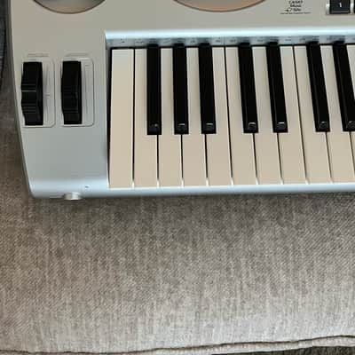 Casio WK-3500 76 Key Workstation Keyboard with adapter image 4
