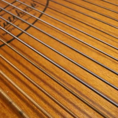 Vintage 1967-68 Oscar Schmidt Model OM-15 'Silvertone' 15-Chord Autoharp. image 7