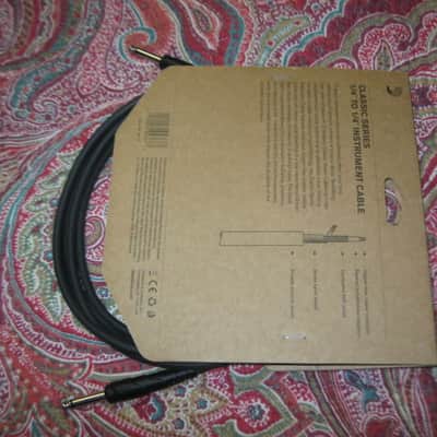 TWO new in package D'Addario Classic Series Instrument Cable Straight to Straight, 10ft. PW-CGT-10, Black / ultra-pure, oxygen-free copper coaxial conductor with dense spiral shielding in a low capacitance design / Double molded plug design image 24