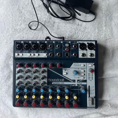 Soundcraft Notepad-12FX Small Format 12-Input Mixing Console image 3