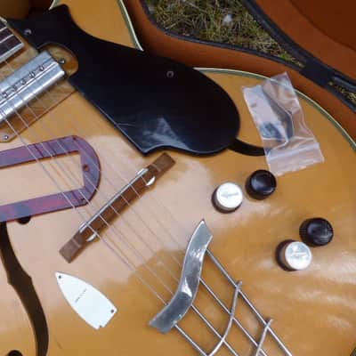 Harmony H65 Archtop 1959 Natural w/Case image 9