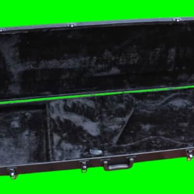 Steinberger Q (version 2) Hardshell Case by HeadlessUSA image 3
