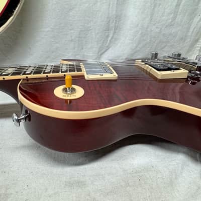 Gibson Les Paul Classic Guitar with Case 2014 image 22