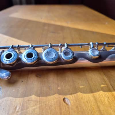 Muramatsu AD series flute with C footjoint, open holes, in-line G image 3