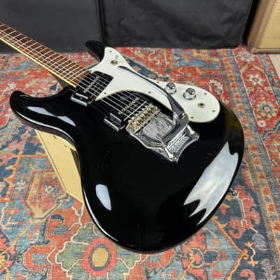 Mosrite of California "The Ventures Model" 65 Reissue - 1980's image 6