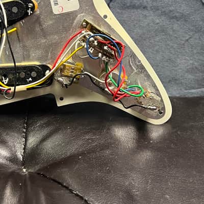 Fender Player Plus Loaded Pickguard with Noiseless Pickups (Left-Handed Pickguard) image 3