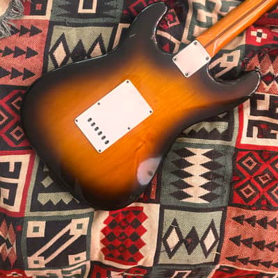 1999 Fender Classic Series '50s Stratocaster 1999 - 2018 - 2-Color Sunburst image 3