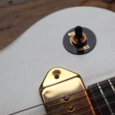 EPIPHONE "Limited Edition Wildkat Royale Bigsby Pearl White" 3, 69 KG image 5