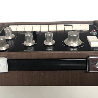 Aria Diamond 70' image 3