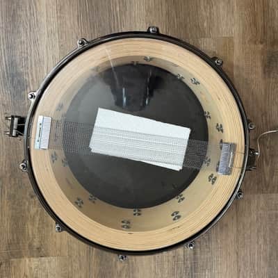 Orange County Drum & Percussion 25-ply Maple Vented Snare Drum 2020 - Silver Sparkle Fade 14x7 image 2