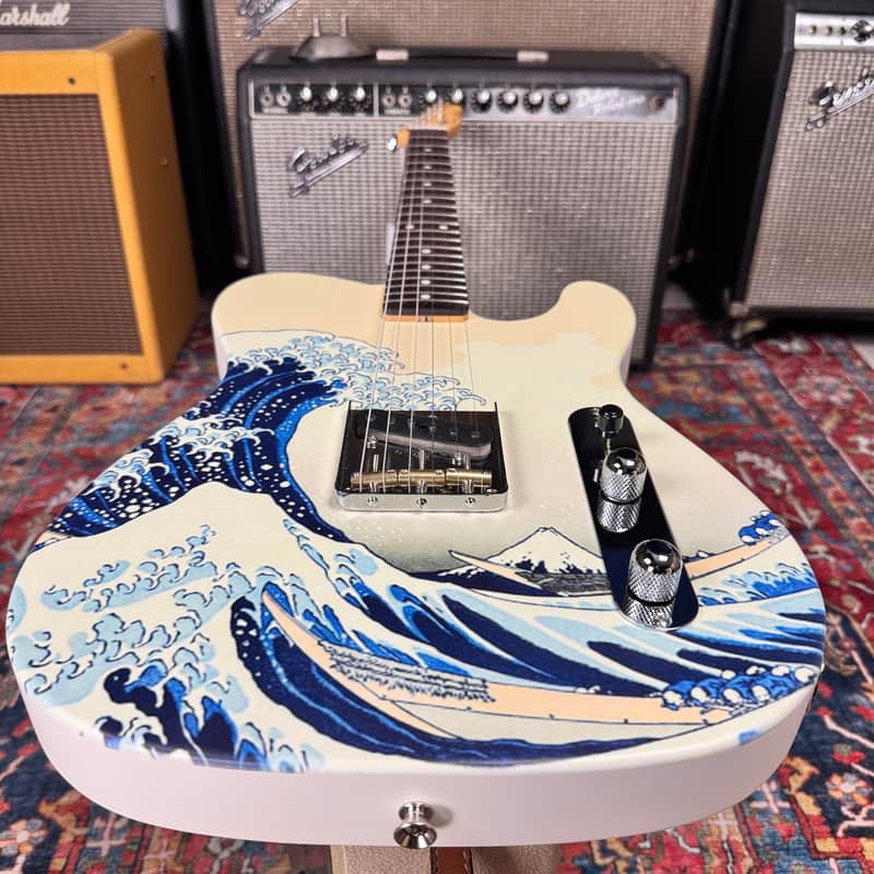 2024 Fender Art Canvas Esquire Hokusai 