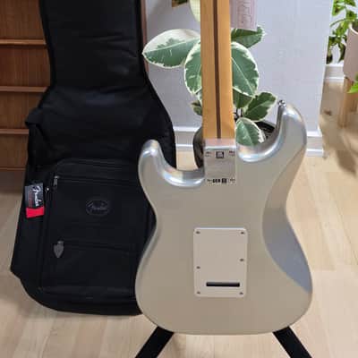 Fender H.E.R. Stratocaster BRAND NEW Limited Edition Artist Signature Custom Chrome Glow Anodized Aluminum 60s Vintage Spec Noiseless Pickups HER Strat Color Change Flip Flop Paint Guitar image 22