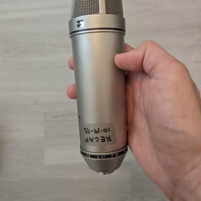 Neumann U 87 1967 - 1985 - Nickel Recapped image 3