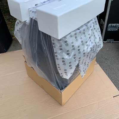 (PAIR) Yamaha DZR315-D  Dante Active PA DJ 2000w Speakers Boxed Free UK Shipping image 10