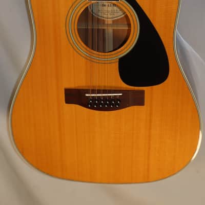 Yamaha DW-4S-12 12-string Dreadnought Acoustic Guitar with gig bag used image 2