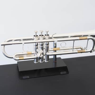 Yamaha YTR-8335GS Xeno Bb Trumpet with Gold Brass Bell (SN 4803xx) image 4
