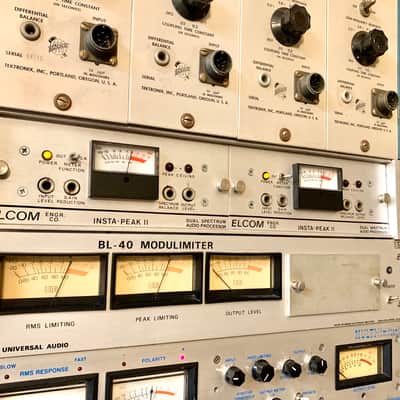 ELCOM Insta-peak II dual spectrum audio processor compressor limiter c 1970’s Silverface Urei la4 multiband stereo pair image 2
