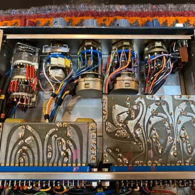Neve 1066 Mic / Line Input Module with 3-Band EQ Pair 1970s - RAF Blue Grey (Lot #1) image 12
