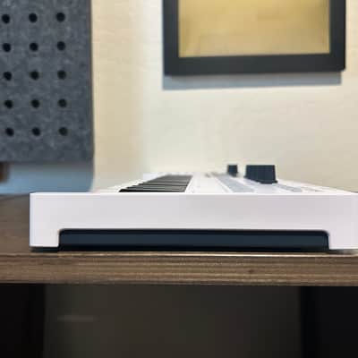 Arturia KeyStep Pro 37-Key MIDI Controller 2020 - Present White image 7