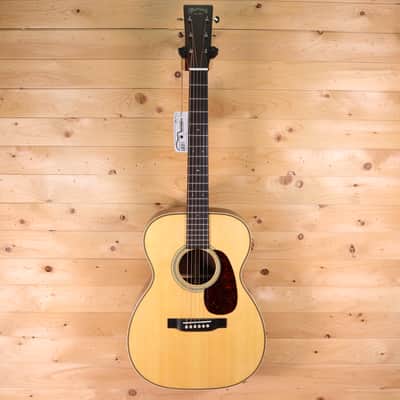 Martin USA 00-28 Y18 - Ebony Fingerboard, Natural image 2