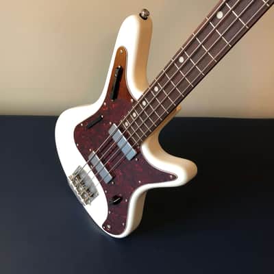 Nordstrand Acinonyx Bass image 5