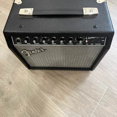 Fender Champion 20 20-Watt 1x8" Guitar Practice Amp 2013 - 2024 - Black image 8