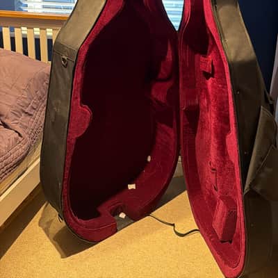 Gear4music Upright Bass Case - Black / Red Velvet inner image 2