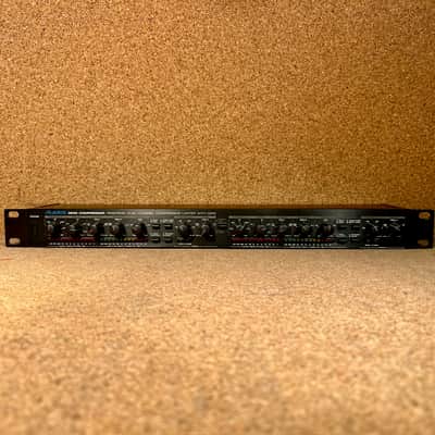 Alesis 3630 Dual-Channel Compressor / Limiter with Gate 1990s – Serviced – Warranty image 2
