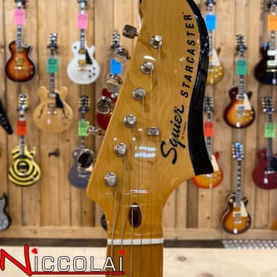 Squier Classic Vibe Starcaster, Maple Fingerbaord, 3-Color Sunburst image 13