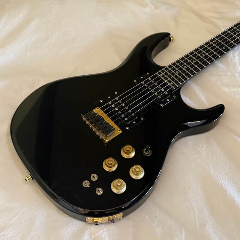 Carvin (Kiesel) DC200 Boutique Super Strat Style Guitar - Neck Through - Black - Made in USA - Free Pro Setup image 1
