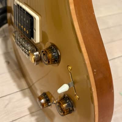 Paul Reed Smith PRS P22 Gold Top (2012) USA - Original Hard Case image 9